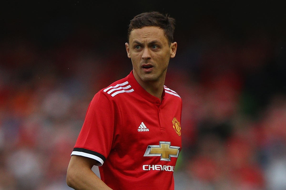 仅仅是在球 仅仅是在球